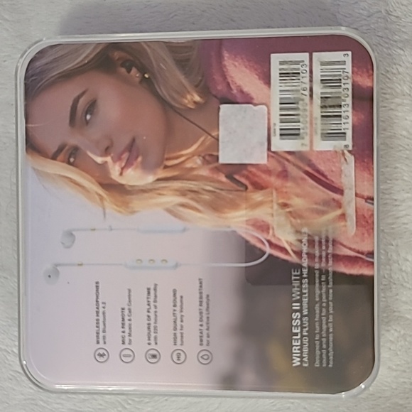 White Happy plugs - Picture 2 of 2